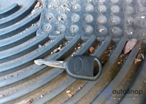 2011 Ford Escape Xlt from USA, damaged, VIN 1FMCU0DG1BKA04036